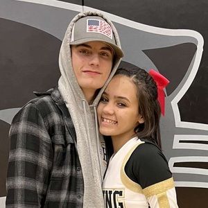 Meet your Posher, Mikkayla